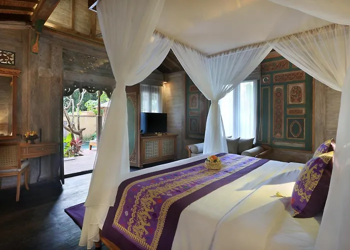 Resort Artist Village By Pramana Watu Kurung