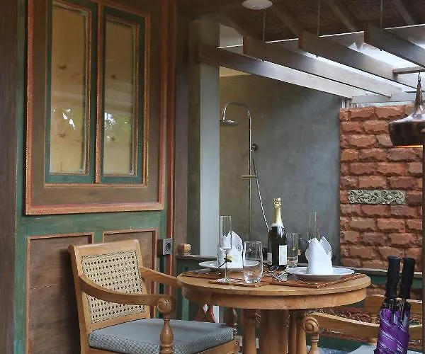 Artist Village By Pramana Watu Kurung Resort 2*